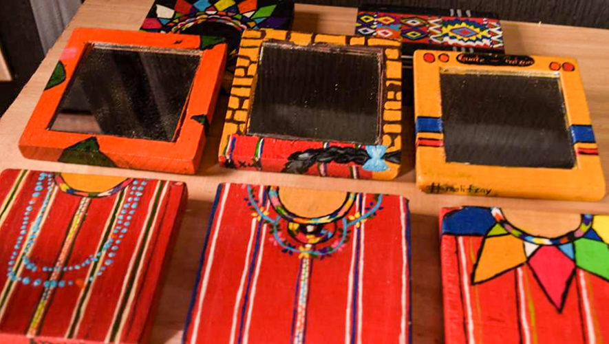 Xul pequeña empresa de espejos artesanales