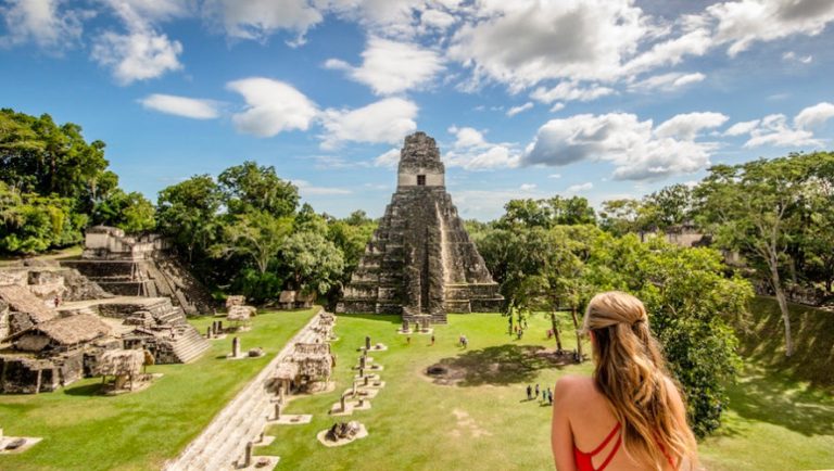 vista del parque nacional tikal