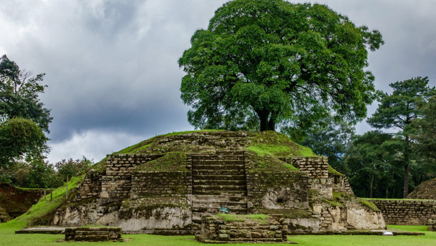 ruinas mayas guatemaltecas