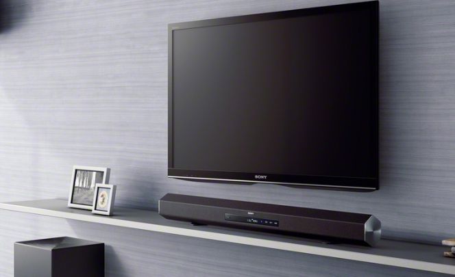 televisión con barra de sonido