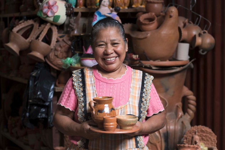 Artesanos guatemaltecos y la identidad indígena