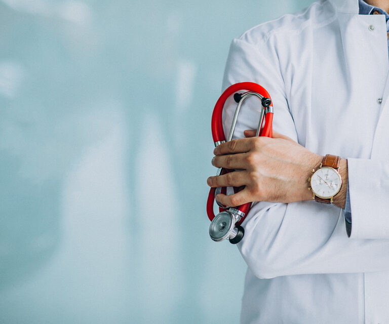 Crisis de personal en salud: faltan médicos y enfermeras