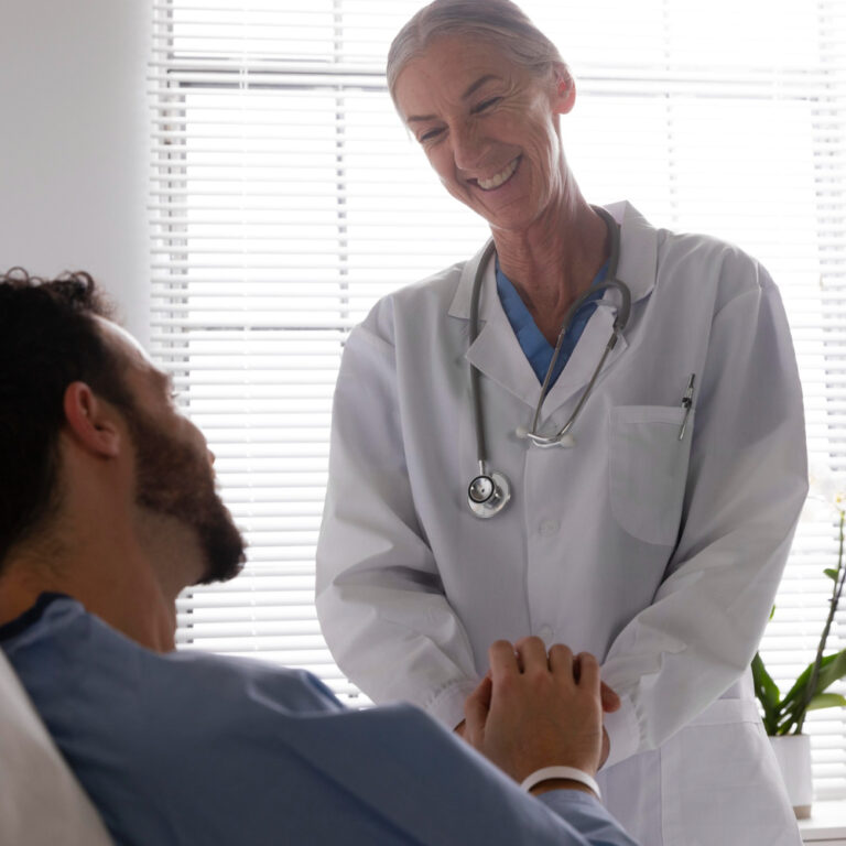 Atención médica asequible: ¿cómo lograrlo?